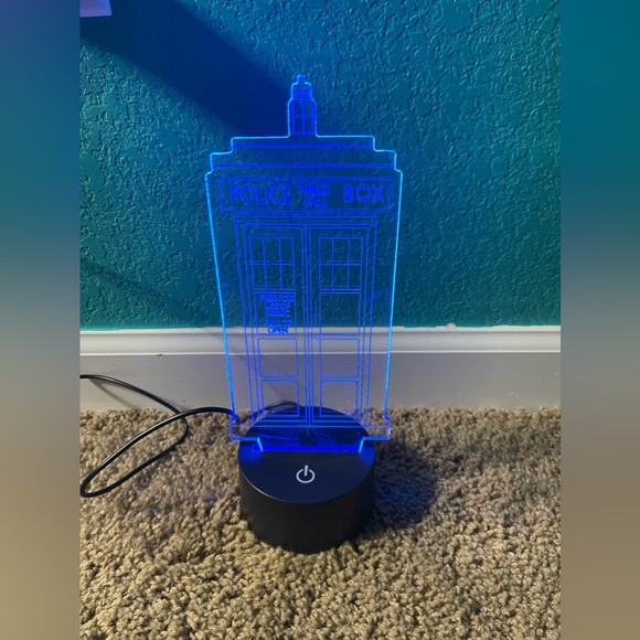 Multicolored Police Box Light - Picture 6 of 9